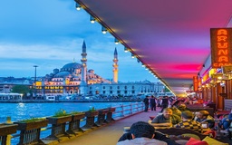 تور استانبول (11بهمن)